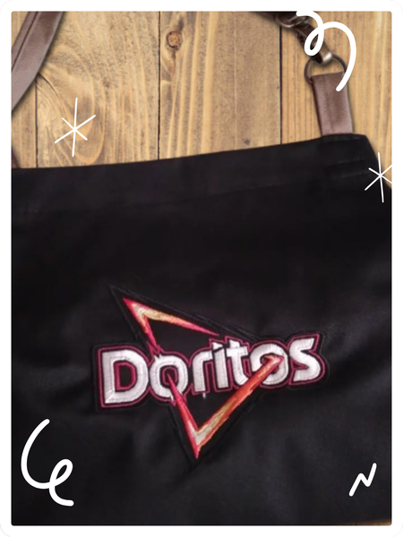 Delantal de Cocina de Gabardina con Logo Bordado – Ideal para Emprendimientos Gastronómicos